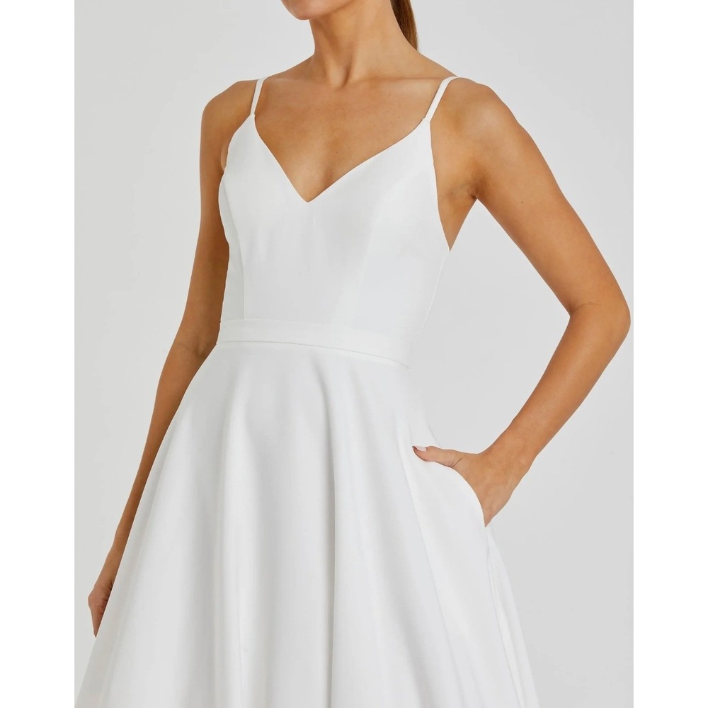 IEENA for Mac Duggal A-Line V-Neck Ball Gown Size 4 White Bridal Wedding Formal - Picture 2 of 15